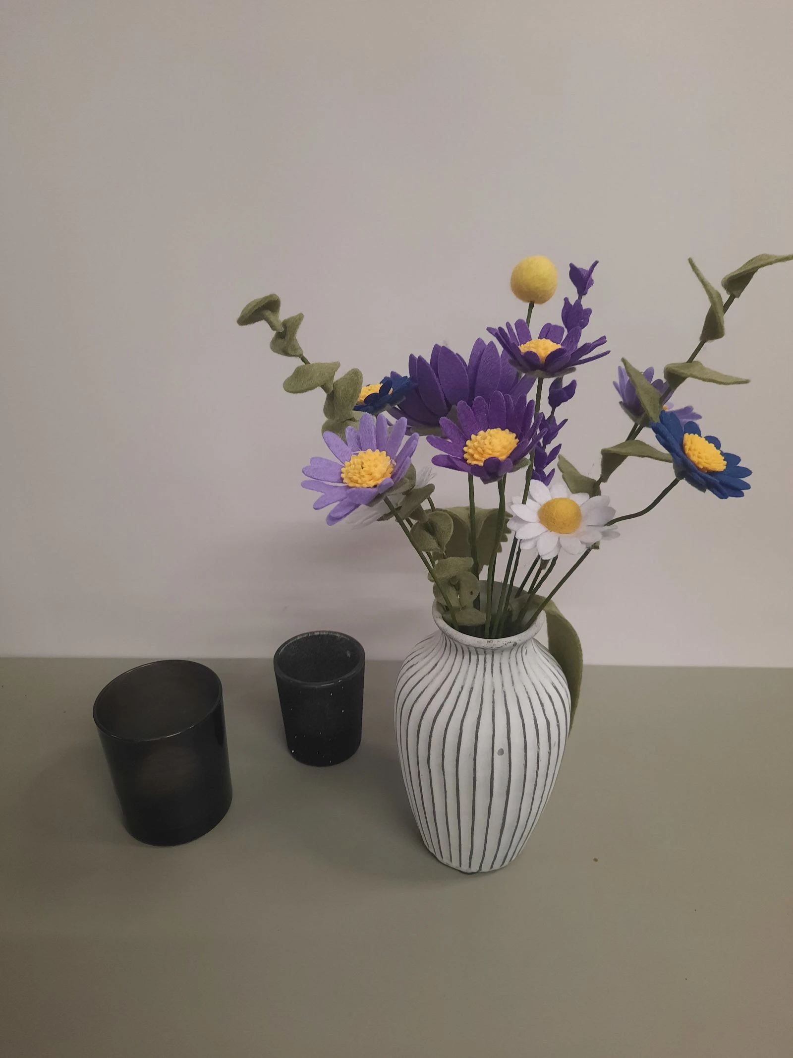Handmade felt flowers lilac with matching little vase – photo 5